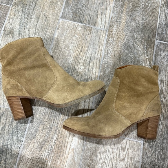 J. Crew Aggie Tan Nubuck Suede Leather Block Heel Ankle Boots Booties Sz 8.5 - Picture 5 of 10